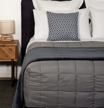 Picture of Everest Cosy Box Quilt - Charcoal (Single)